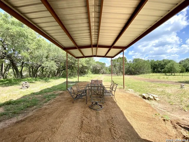 624 Deer Creek W Unit B Pipe Creek, TX 78063