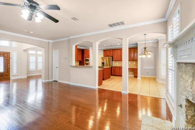 8707 ROSWELL RDG Helotes, TX 78023