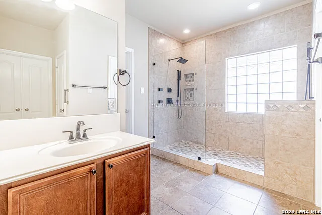 8707 ROSWELL RDG Helotes, TX 78023
