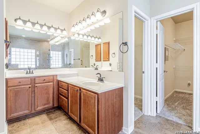8707 ROSWELL RDG Helotes, TX 78023