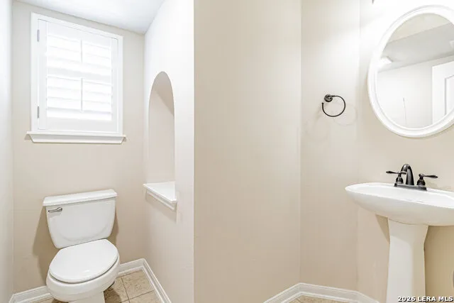 8707 ROSWELL RDG Helotes, TX 78023