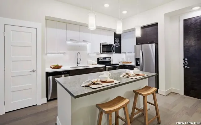 2727 TRAVIS ST Unit 648 Houston, TX 77006