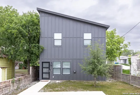 2346 DAKOTA ST Unit 1101