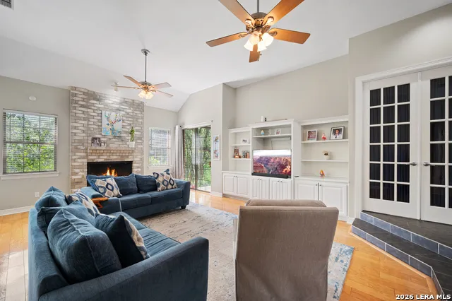 109 Trailcrest Hollywood Park, TX 78232