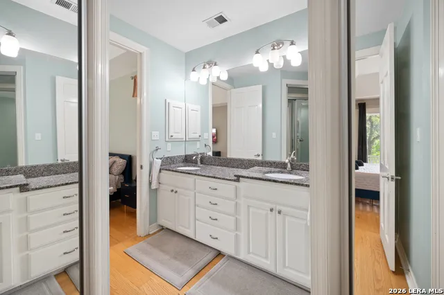 109 Trailcrest Hollywood Park, TX 78232
