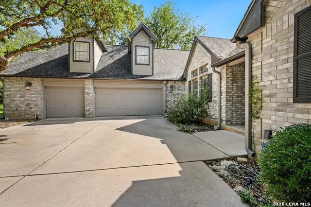 109 Trailcrest Hollywood Park, TX 78232