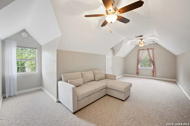 109 Trailcrest Hollywood Park, TX 78232