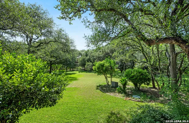 109 Trailcrest Hollywood Park, TX 78232