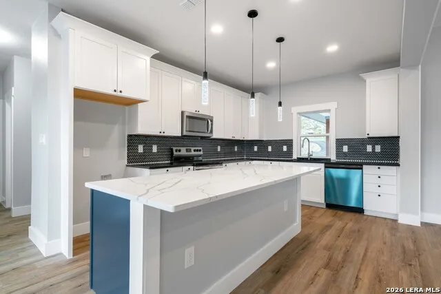 11608 Oak Country Helotes, TX 78023