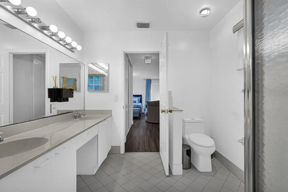 527 NW 87TH LANE Coral Springs, FL 33071