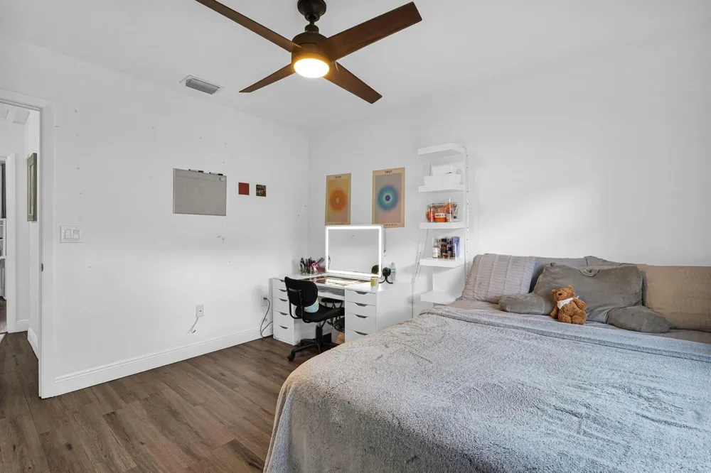 527 NW 87TH LANE Coral Springs, FL 33071