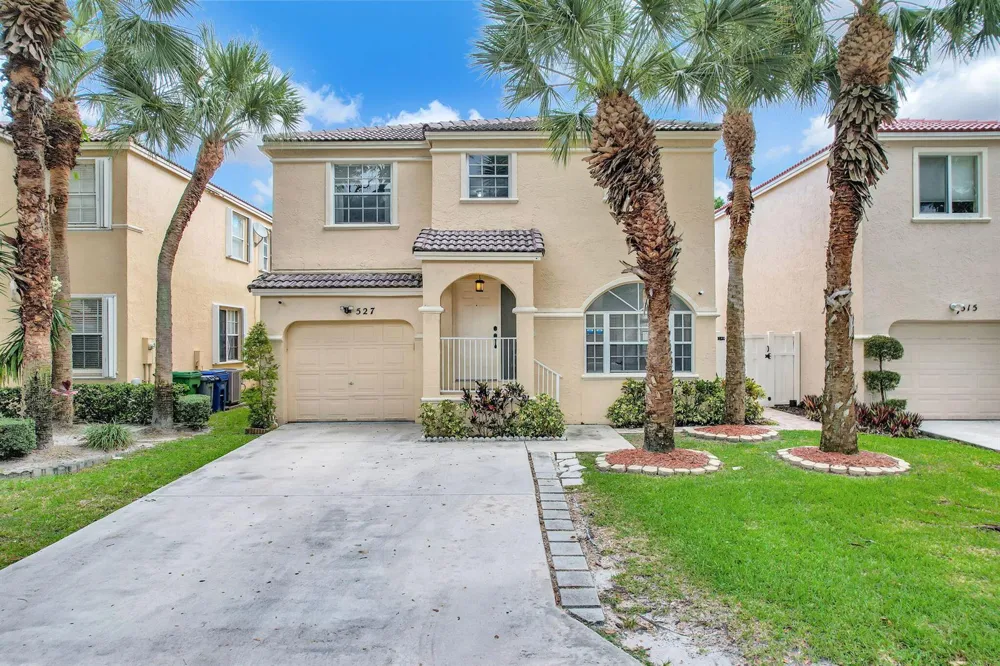527 NW 87TH LANE Coral Springs, FL 33071