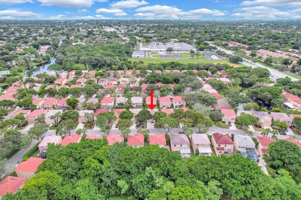 527 NW 87TH LANE Coral Springs, FL 33071