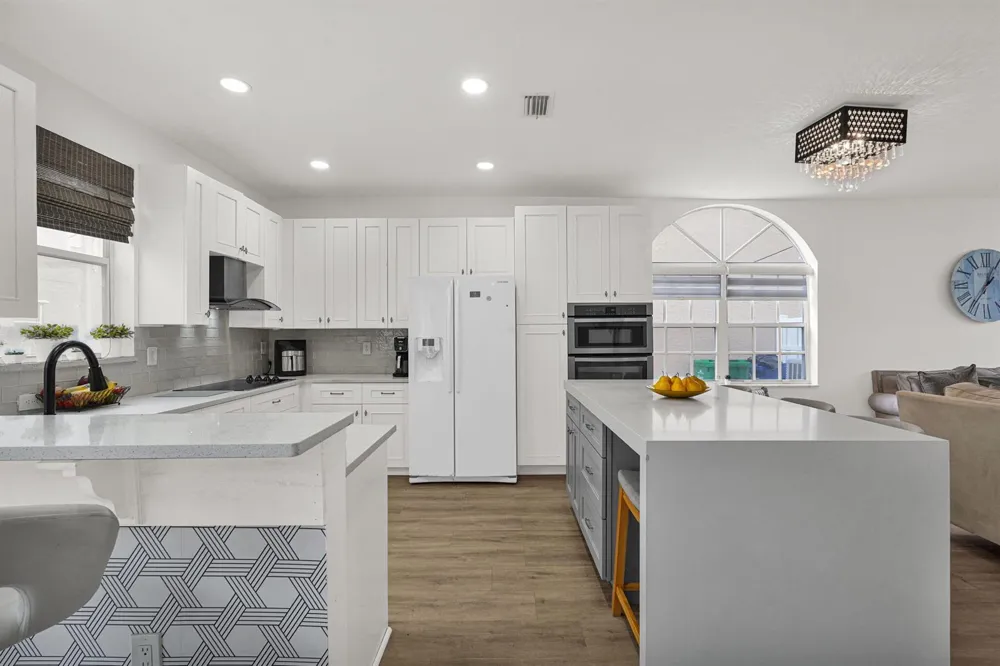 527 NW 87TH LANE Coral Springs, FL 33071