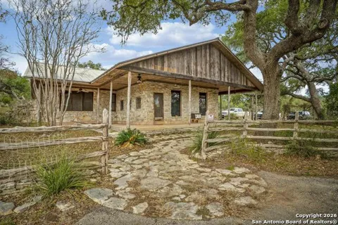 360 Kirk Ln