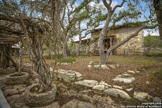 360 Kirk Ln Bulverde, TX 78163