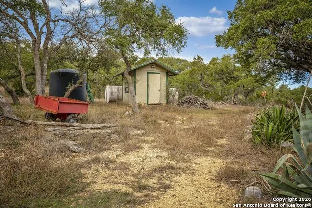 360 Kirk Ln Bulverde, TX 78163