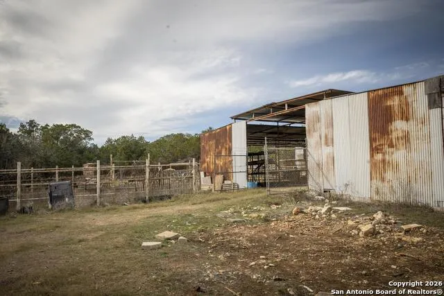 360 Kirk Ln Bulverde, TX 78163
