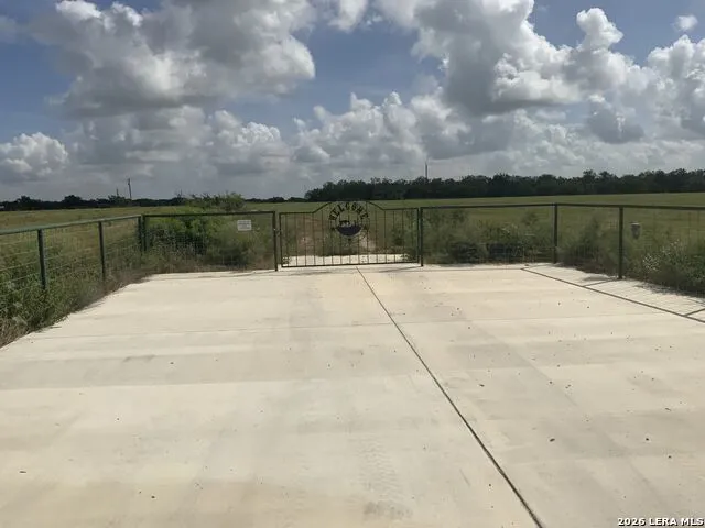 2647 Fm 3282 Gonzales, TX 78629