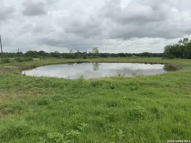 2647 Fm 3282 Gonzales, TX 78629