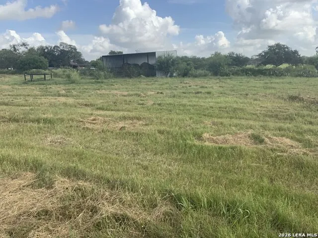 2647 Fm 3282 Gonzales, TX 78629