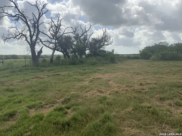 2647 Fm 3282 Gonzales, TX 78629