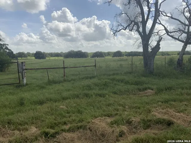 2647 Fm 3282 Gonzales, TX 78629