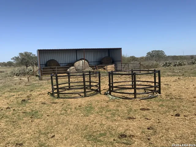 2647 Fm 3282 Gonzales, TX 78629