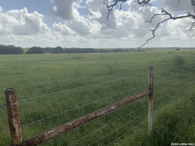 2647 Fm 3282 Gonzales, TX 78629