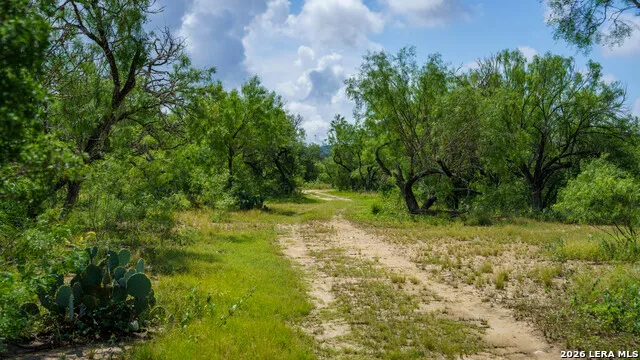 1231 B & R Road Vanderpool, TX 78885