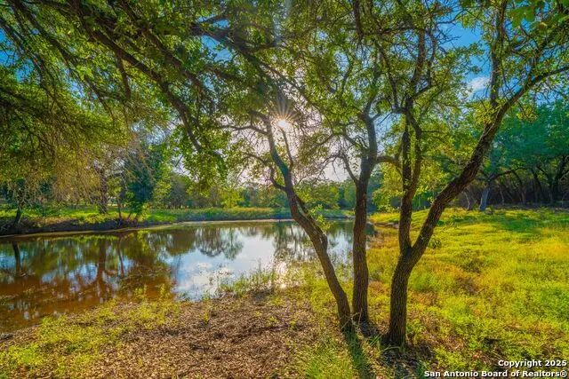 118 Majestic Oaks Drive Boerne, TX 78006