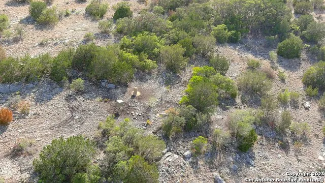 29 Oak Bend Rocksprings, TX 78880