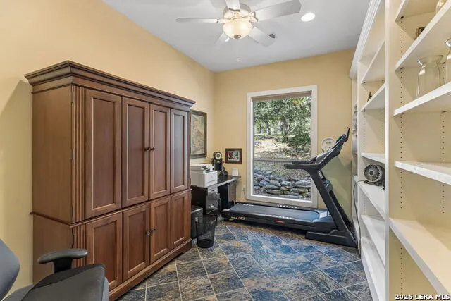 306 Charles Kerrville, TX 78028