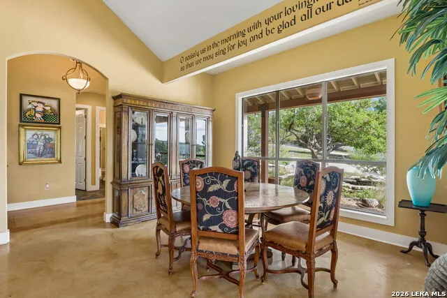 306 Charles Kerrville, TX 78028