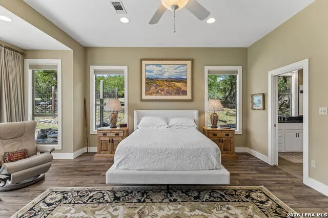 306 Charles Kerrville, TX 78028