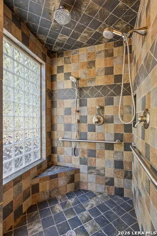 306 Charles Kerrville, TX 78028