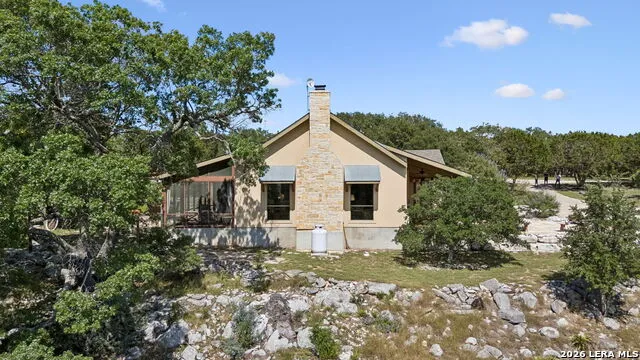 306 Charles Kerrville, TX 78028