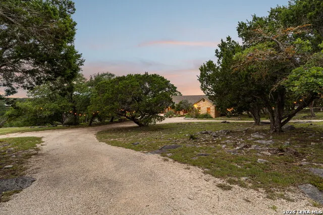 306 Charles Kerrville, TX 78028