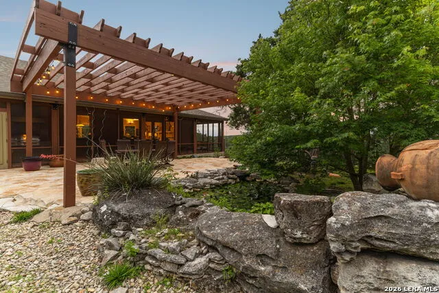 306 Charles Kerrville, TX 78028