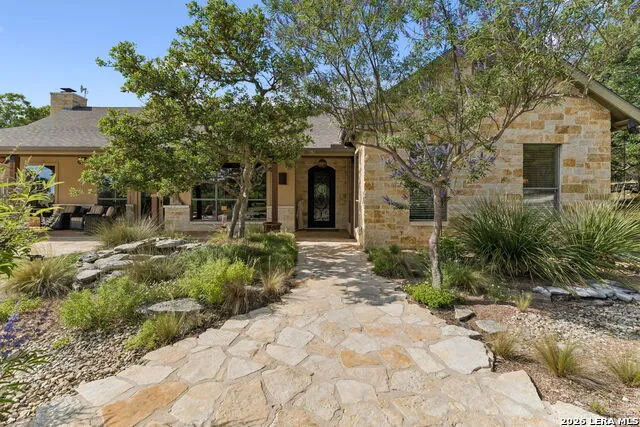 306 Charles Kerrville, TX 78028