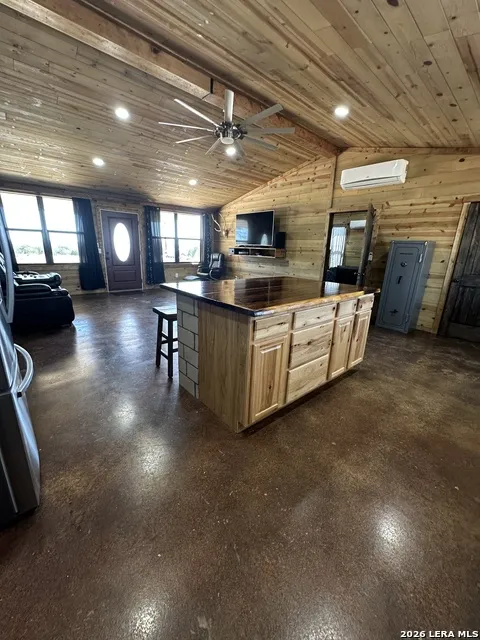 2724 Sd 24910 Rocksprings, TX 78880