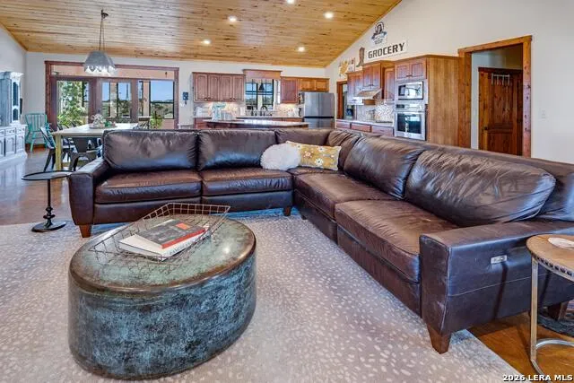 13697 WPA RD London, TX 76854