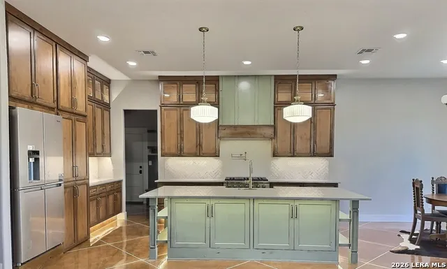 1230 Old Pearsall Rd Jourdanton, TX 78026