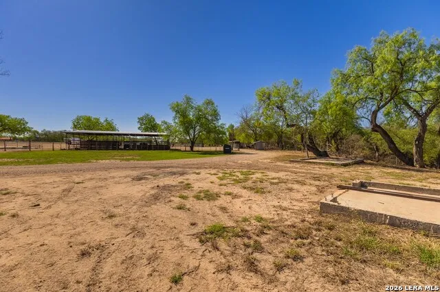 17301 N US HWY 277 Quemado, TX 78877