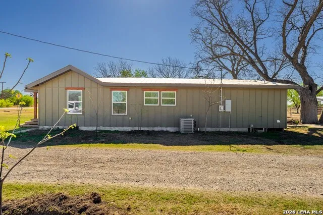 17301 N US HWY 277 Quemado, TX 78877