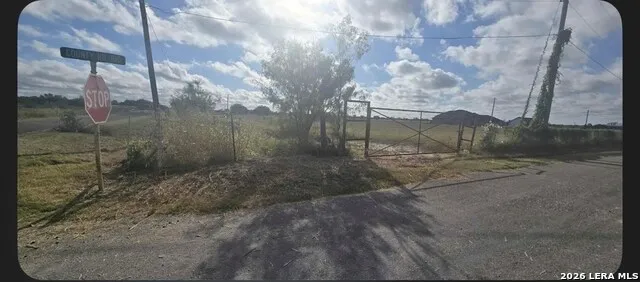 312 County Road 100 Quemado, TX 78877