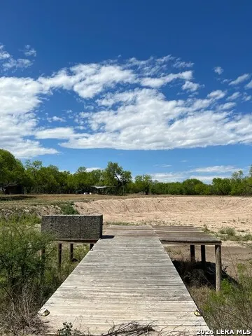 31 FM 1664 #N/A Quemado, TX 78877