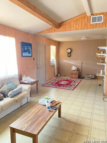 3699 HWY 85 Carrizo Springs, TX 78834