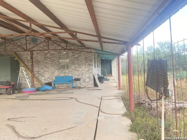 3699 HWY 85 Carrizo Springs, TX 78834