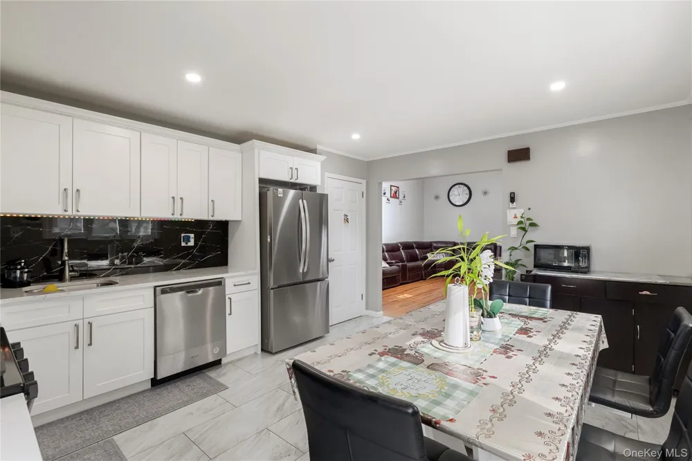 92 W 21st Street Deer Park, NY 11729